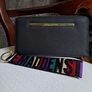 Steve Madden Black Wallet/Wristlet